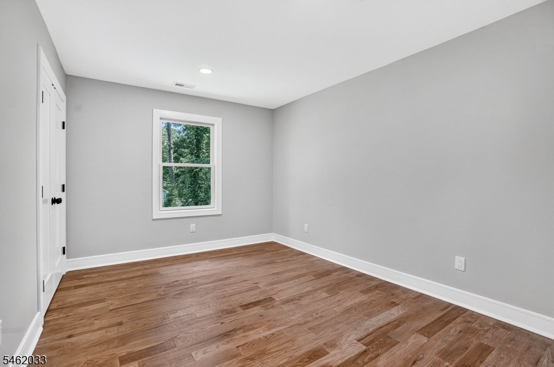 910 Minisink Way Property Photo 20