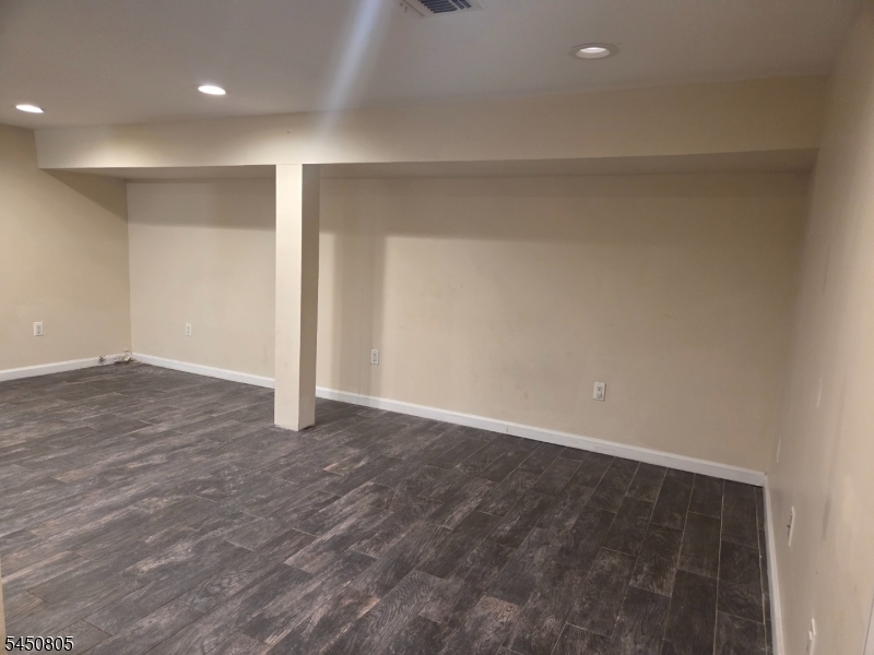 130 N 5th 1a Property Photo 4