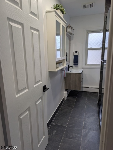 27 George St Property Photo 9