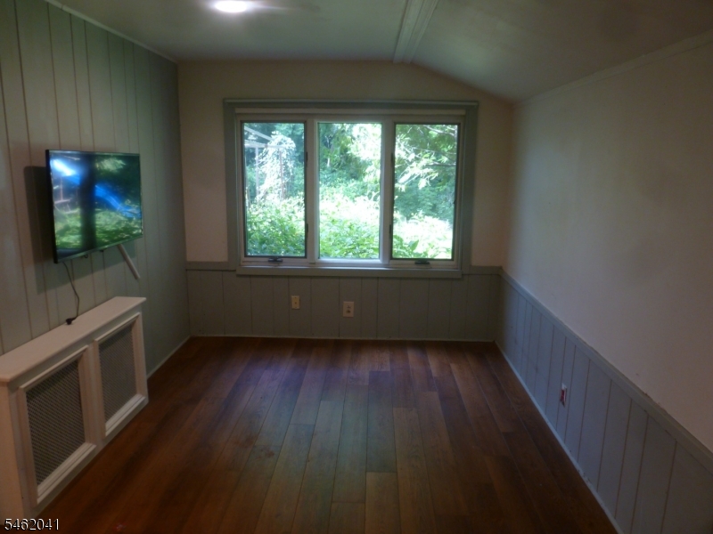 134 Woodport Rd Property Photo 14