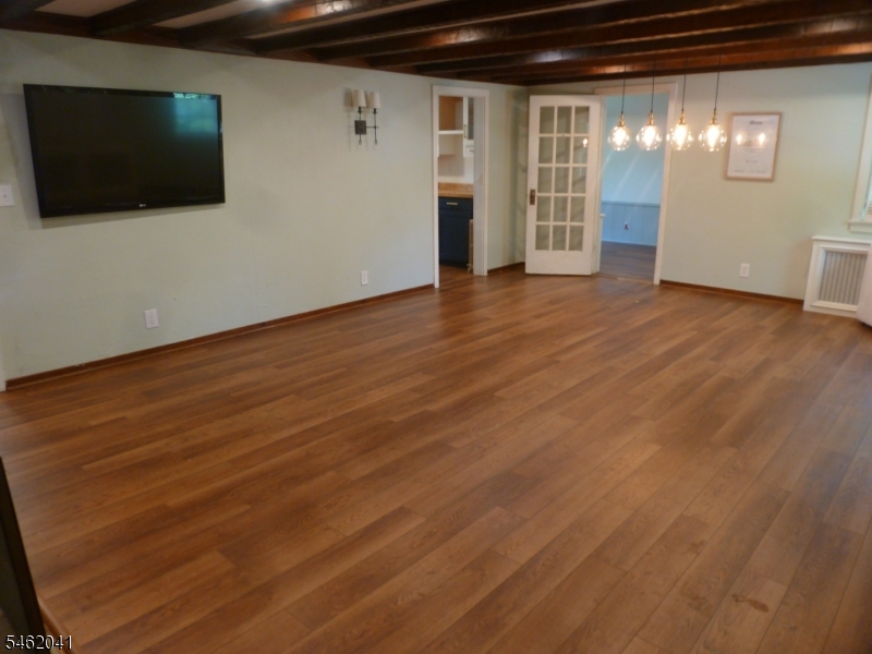 134 Woodport Rd Property Photo 28