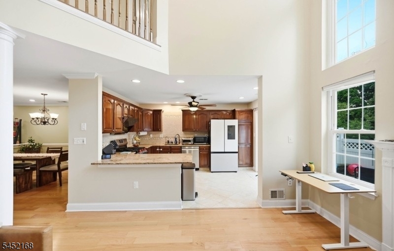 18 Clark Ct Property Photo 5