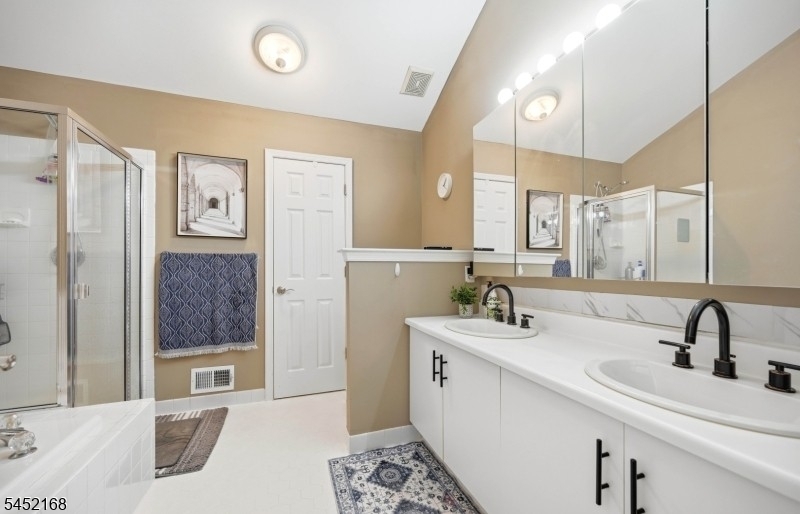 18 Clark Ct Property Photo 15