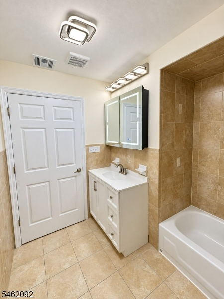 114 Washington Ave 9 Property Photo 10