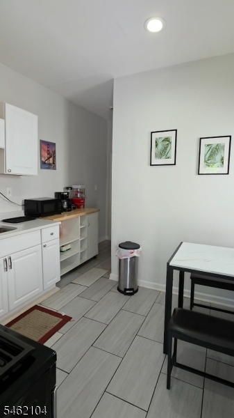 233 Pine St 1 Property Photo 4