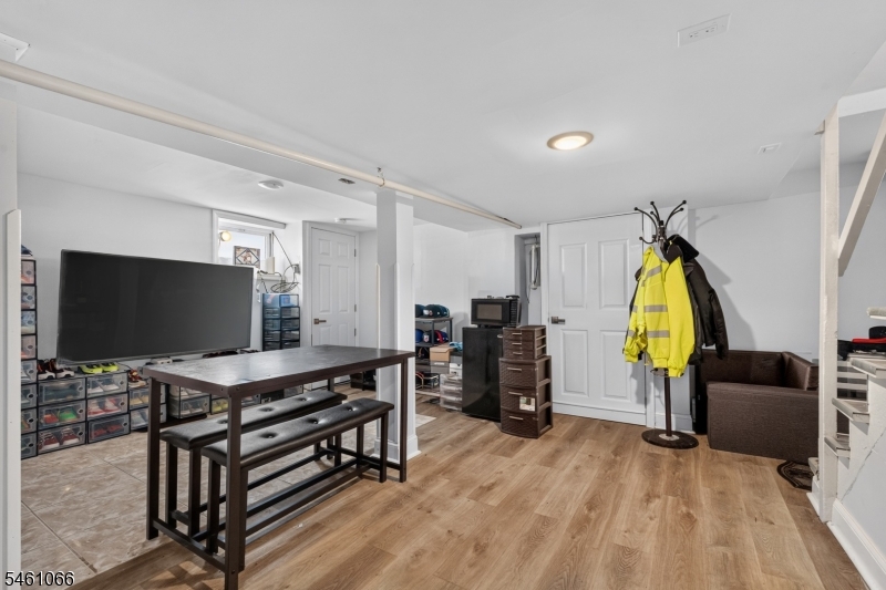 62 Wilson Pl Property Photo 18