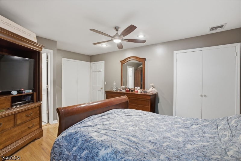 10 Rosemere Ave Property Photo 9