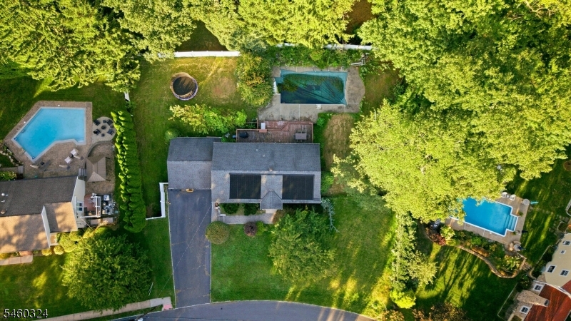10 Rosemere Ave Property Photo 24