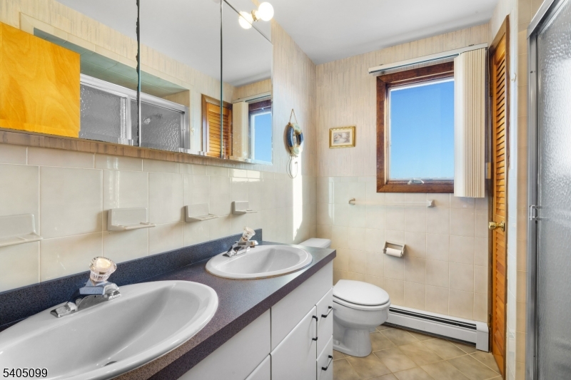 225 K Ct Property Photo 17