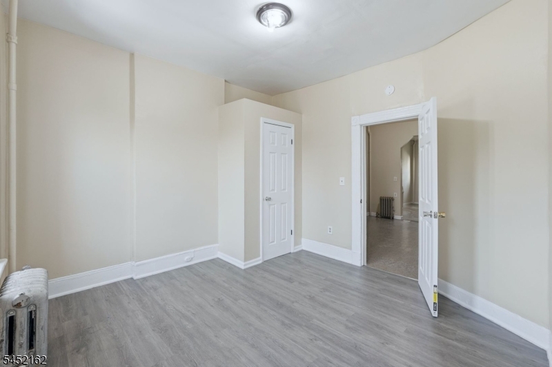 5 Monroe St 4 Property Photo 3