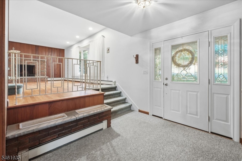 571 Green Pond Rd Property Photo 6