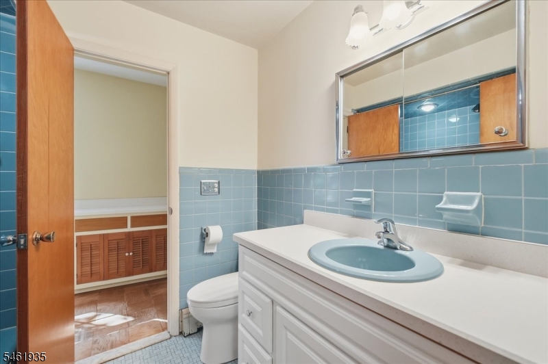 571 Green Pond Rd Property Photo 28