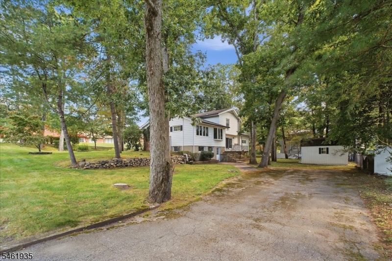 571 Green Pond Rd Property Photo 38