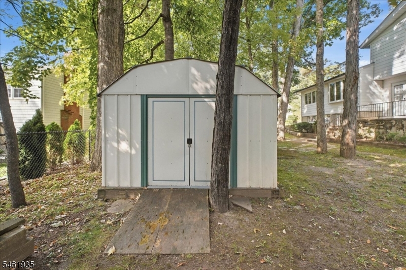 571 Green Pond Rd Property Photo 42