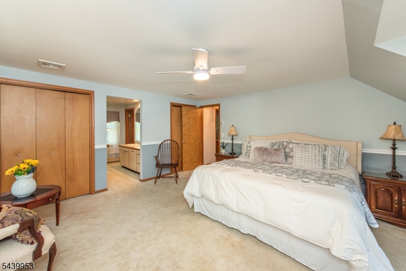 2 Baron Rd Property Photo 22