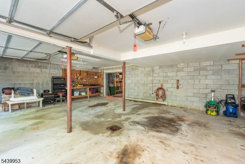 2 Baron Rd Property Photo 32