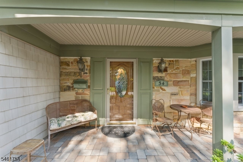 34 Hughes Rd Property Photo 3