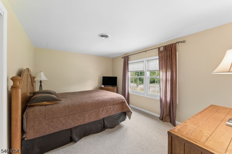 34 Hughes Rd Property Photo 29