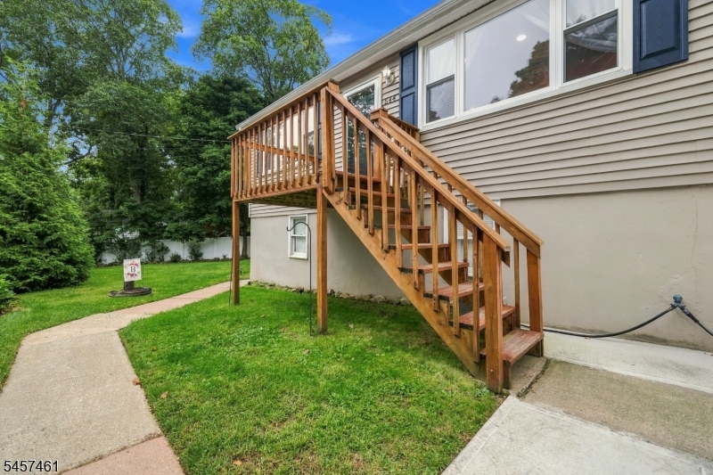 544 Brooklyn Mountain Rd Property Photo 3