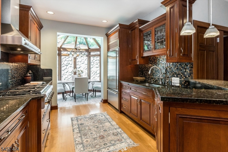 174 Highland Ave Property Photo 18