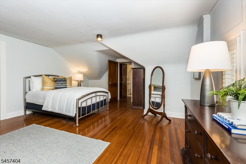 174 Highland Ave Property Photo 33