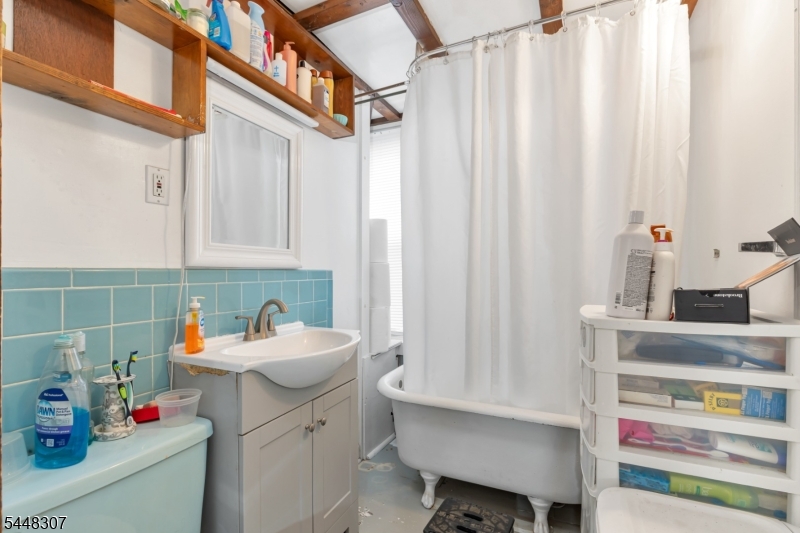 118 Claremont Rd Property Photo 34