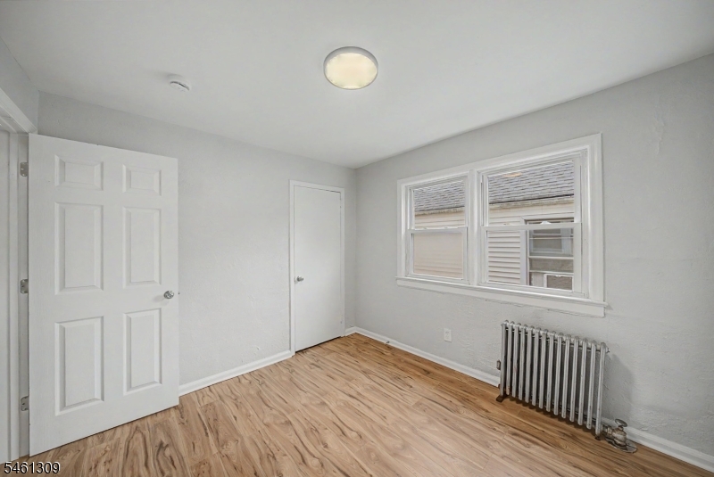1019 Rivington St Property Photo 14