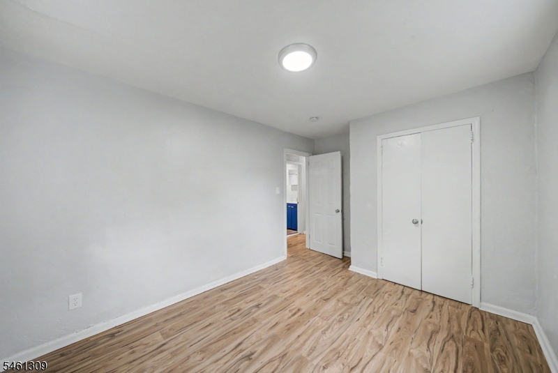 1019 Rivington St Property Photo 24