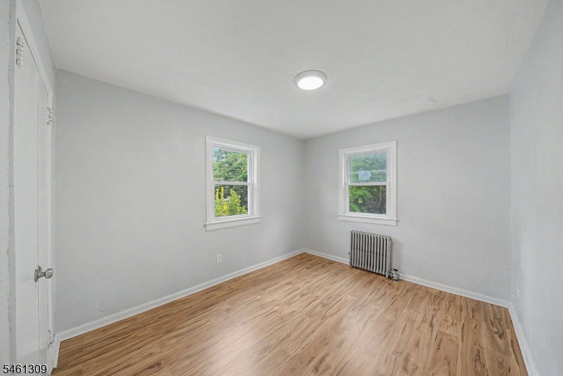 1019 Rivington St Property Photo 26