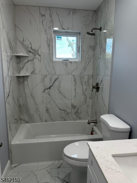 70 Richard St 3 Property Photo 9