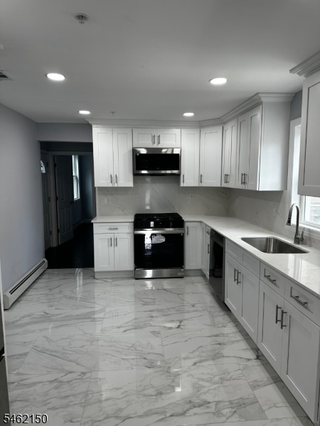 70 Richard St 3 Property Photo 10