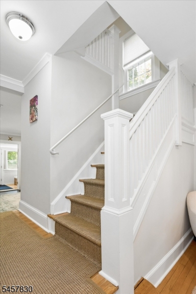 19 Fairview Ave Property Photo 25
