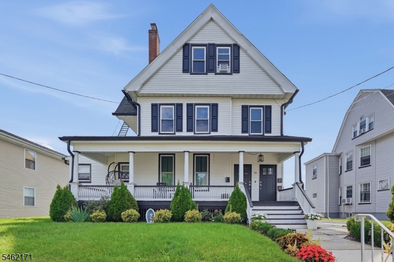 35 Rossmore Pl 2 Property Photo 1