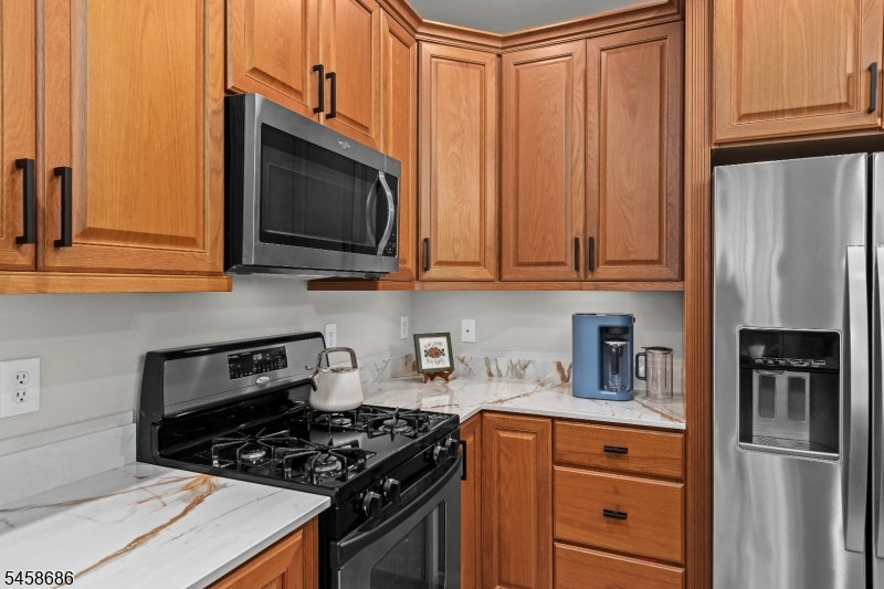 53 Ridgeview Ln Property Photo 11