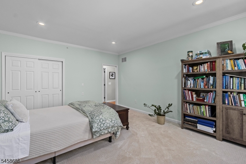 53 Ridgeview Ln Property Photo 17