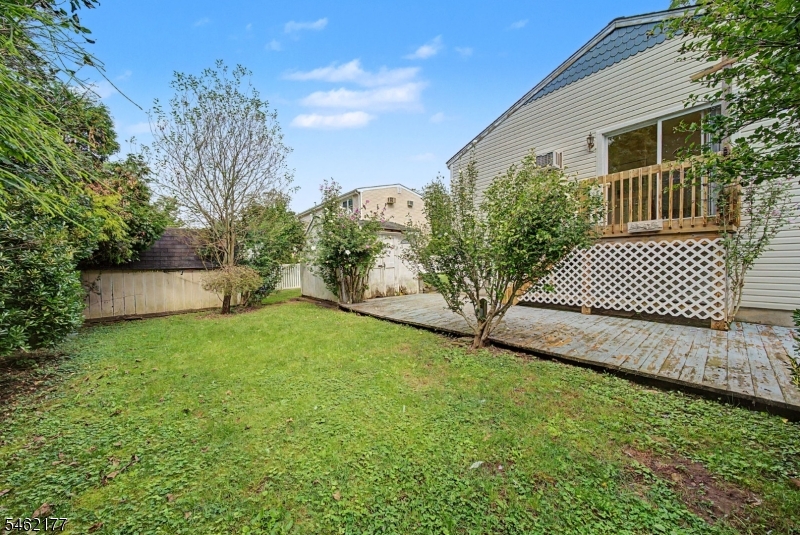 13 Spruce Place Property Photo 2