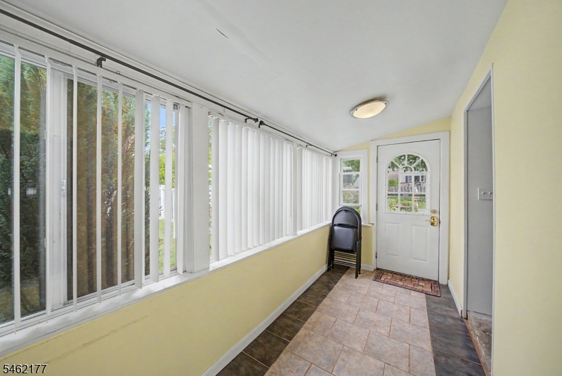 13 Spruce Place Property Photo 6