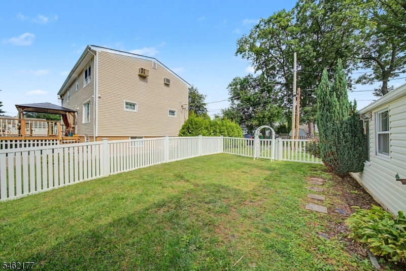 13 Spruce Place Property Photo 32
