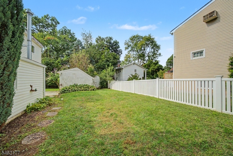 13 Spruce Place Property Photo 35