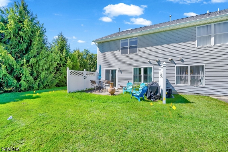 17 Beechmont Ter Property Photo 7