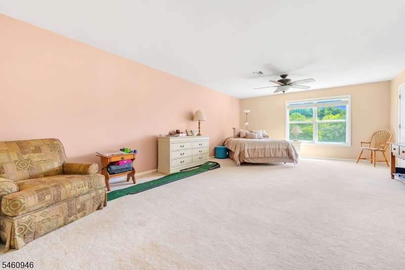 17 Beechmont Ter Property Photo 32