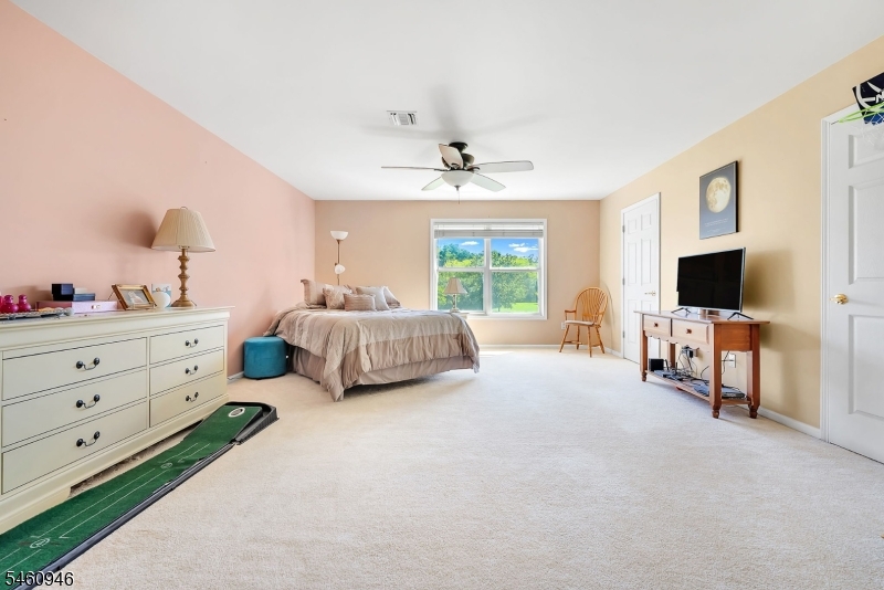 17 Beechmont Ter Property Photo 33