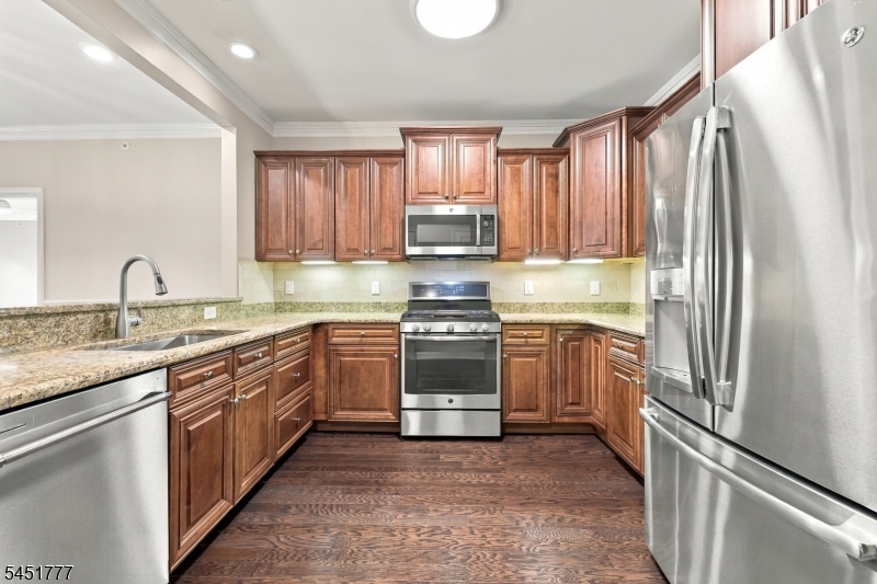 4315 Hoover Ln Property Photo 16