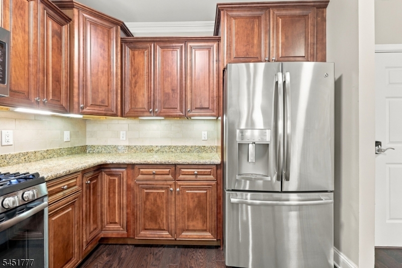 4315 Hoover Ln Property Photo 18