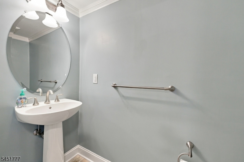 4315 Hoover Ln Property Photo 35