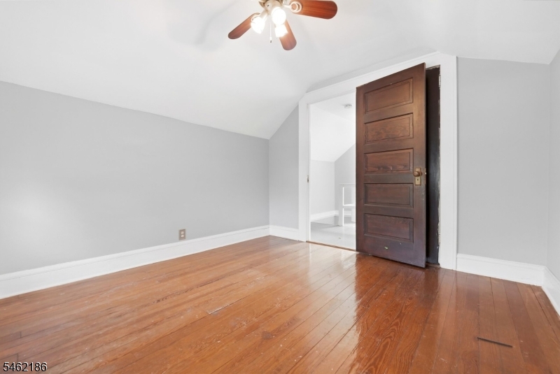 83 Franklin St Property Photo 20