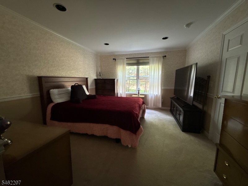 6 Eagles Nest Ln Property Photo 3
