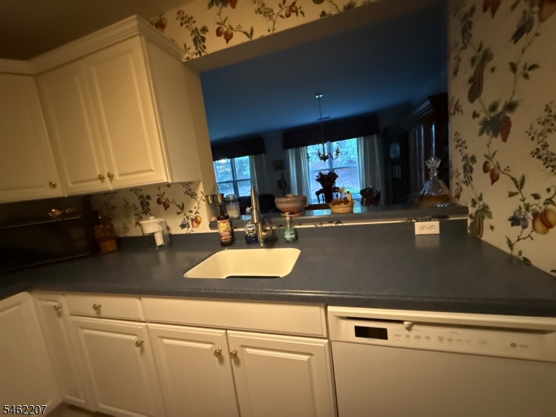 6 Eagles Nest Ln Property Photo 12