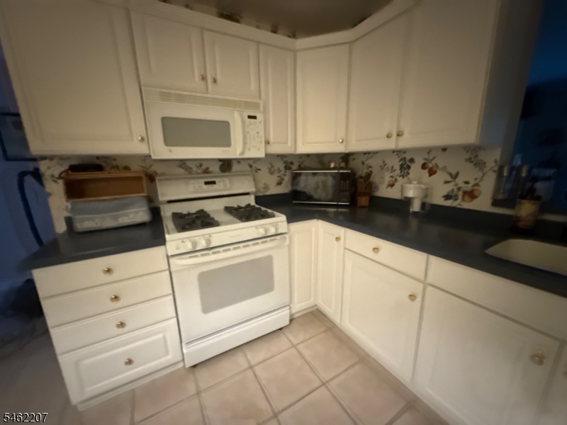 6 Eagles Nest Ln Property Photo 13
