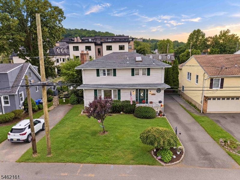 27 Strickland Ave Property Photo 22